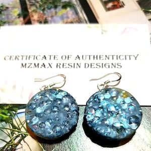 MzMax RAINDROP EFFECT Resin Designs Earrings